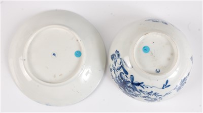 Lot 1076 - A Worcester porcelain sparrow-beak cream jug,...