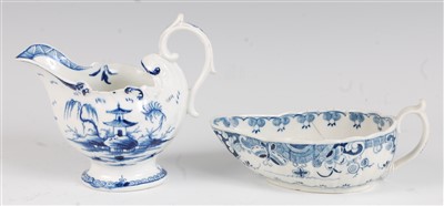 Lot 1089 - A Worcester porcelain sauceboat, underglaze...