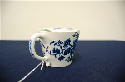 Lot 1090 - A Lowestoft porcelain feeding cup, of bucket...
