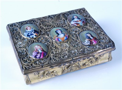 Lot 1382 - A mid-18th century gilt metal snuff-box, of...