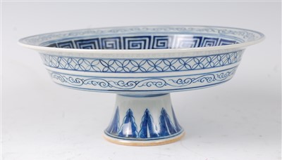 Lot 279 - A Chinese porcelain blue and white stem bowl,...