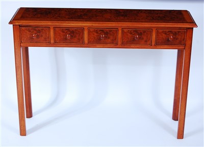 Lot 1612 - A Georgian style walnut crossbanded and...