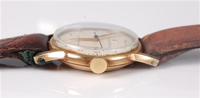 Lot 1336 - A vintage gent's gold cased Rolex wristwatch,...