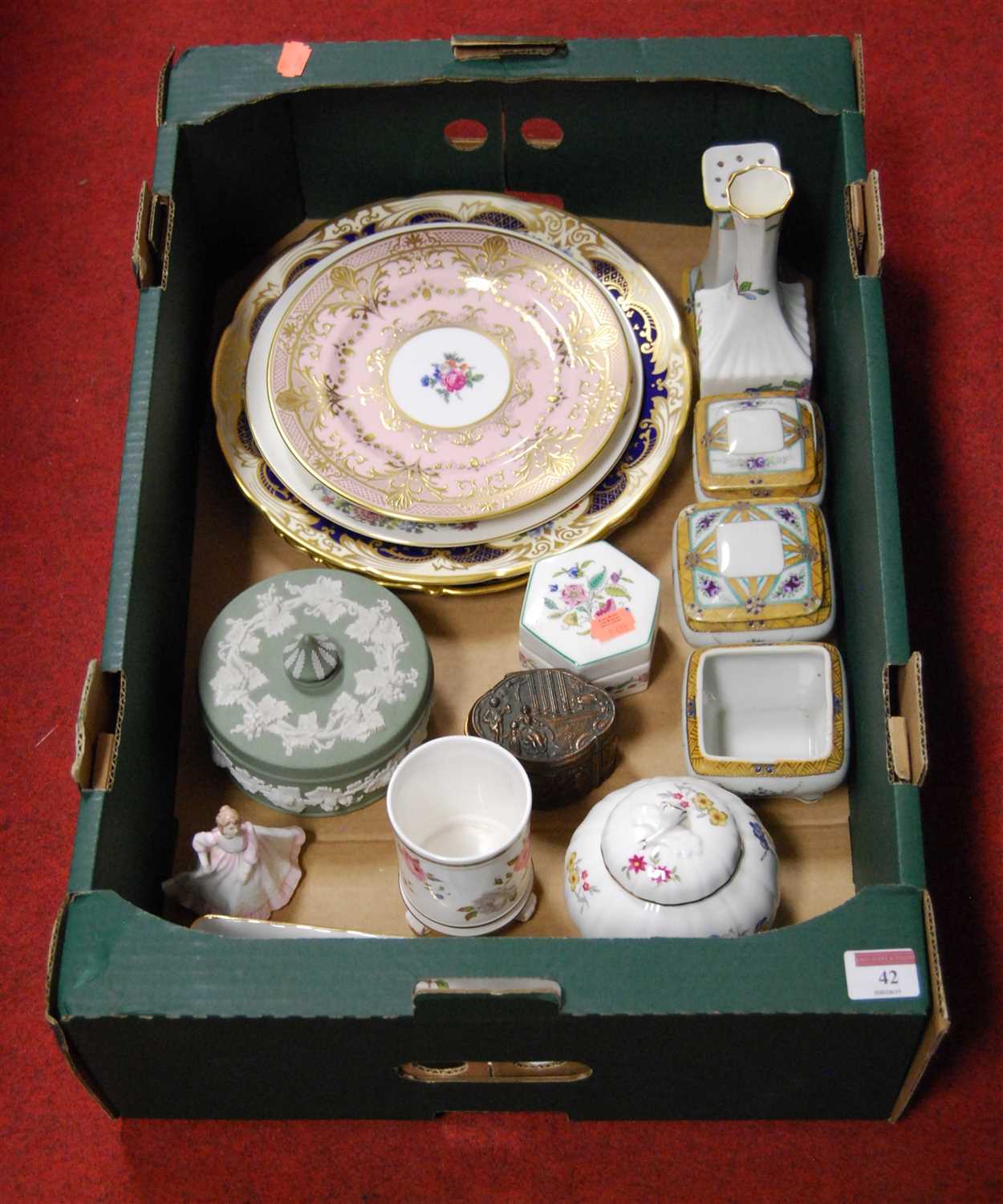 Lot 42 - A box of miscellaneous china, to include...