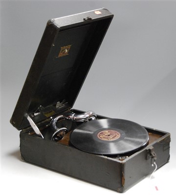 Lot 111 - An early 20th century HMV portable wind-up...