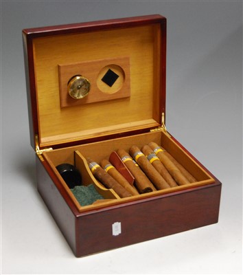 Lot 183 - A faux rosewood cased cigar humidor,...