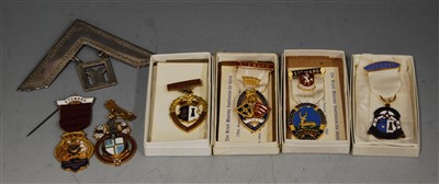 Lot 238 - A collection of assorted boxed George VI base...