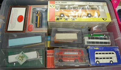 Lot 506 - A collection of diecast buses, various makers...