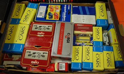 Lot 512 - A quantity of boxed diecast vehicles to...