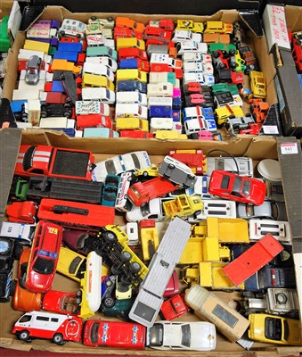 Lot 543 - Two boxes of mixed playworn diecasts to...
