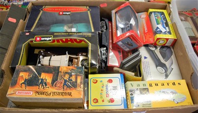 Lot 566 - A box of mixed boxed diecast to include...