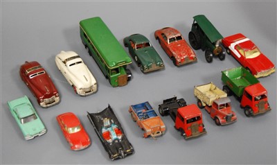 Lot 260 - A collection of loose and playworn diecast toy...