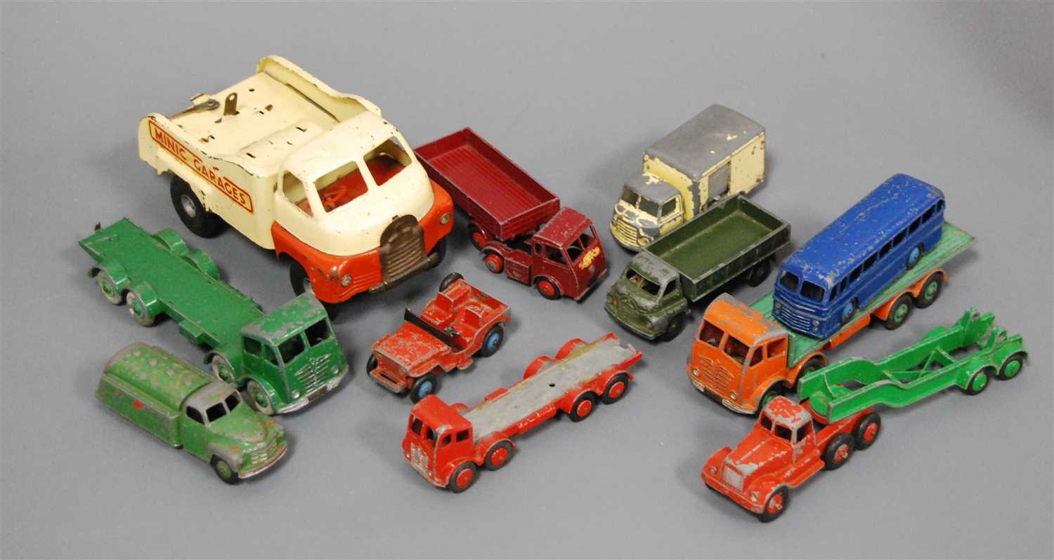 Lot 269 - A collection of loose and playworn diecast and...