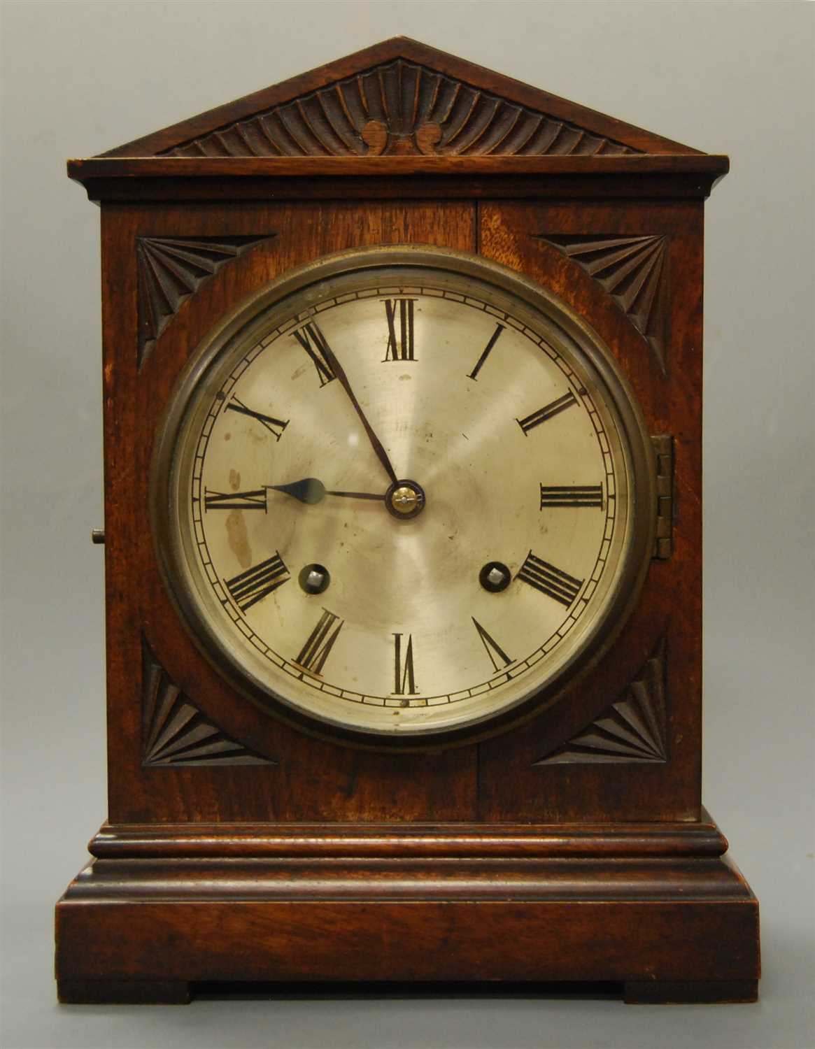 Lot 365 - A Victorian mahogany cased mantel clock,...