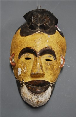 Lot 344 - An Ngombe carved tribal mask