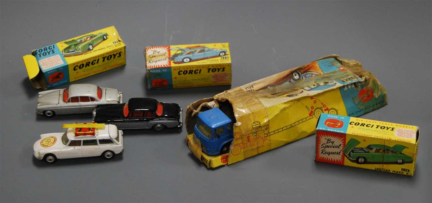 Lot 387 - A collection of many boxed Corgi diecast toy...