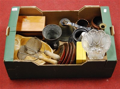 Lot 394 - A box of miscellaneous items to include brass...