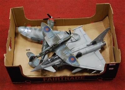 Lot 396 - Three kit built model aeroplanes
