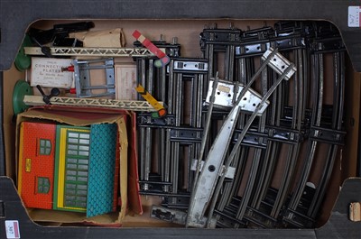 Lot 307 - A large tray of Hornby accessories and track...
