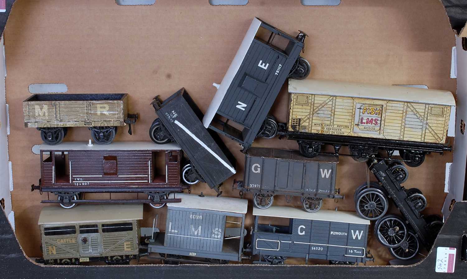 Lot 542 - Collection of ten commercial and scratch built...