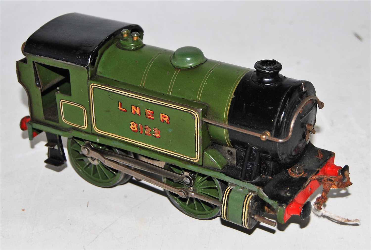 Lot 315 - Hornby 1929/35 lighter green LNER clockwork No....