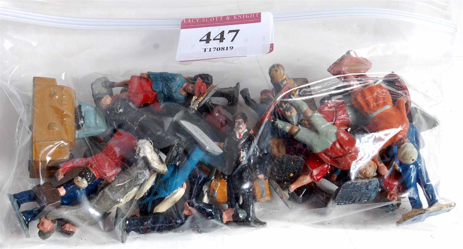 Lot 447 - Small plastic bag containing 24x non-Hornby...