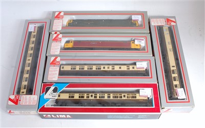 Lot 735 - A Lima class 47 Co-Co diesel locomotive maroon...