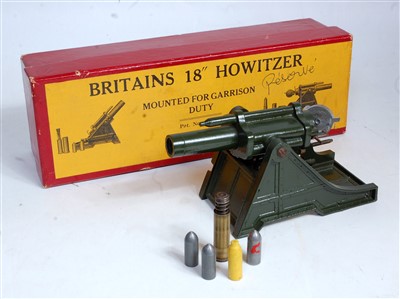 Lot 1248 - A Britains No. 2106 18" howitzer mounted for...