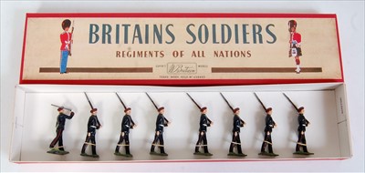 Lot 1278 - A Britains set No. 2092 Parachute Regiment...