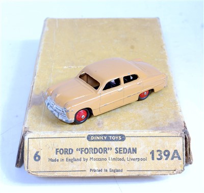 Lot 1913 - A Dinky Toys trade box No. 139A Ford Fordor...