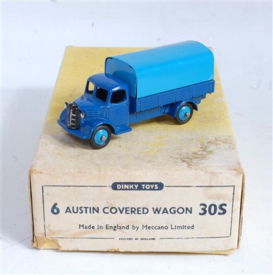 Lot 1917 - A Dinky Toys No. 30S Austin covered wagon...