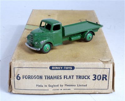 Lot 1921 - A Dinky Toys trade box No. 30R Fordson Thames...