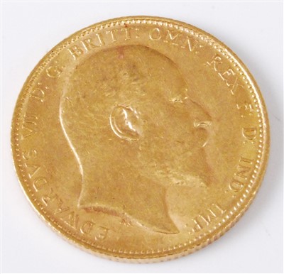 Lot 2081 - Great Britain, 1909 gold full sovereign