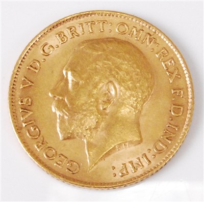 Lot 2089 - Great Britain, 1914 gold half sovereign