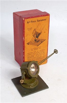 Lot 1338 - A Britains set No. 1640 searchlight comprising...