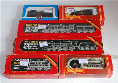 Lot 836 - Locomotive collection Hornby 0-4-0 tank engine...