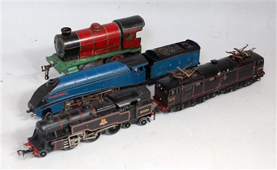 Lot 817 - A Hornby Dublo LNER Sir Nigel Gresley engine &...