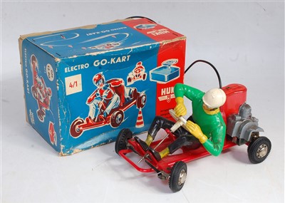 Lot 3166 - A Huki No. DM12.80 plastic and battery...