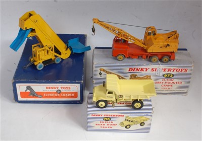 Lot 1952 - Three various boxed Dinky Toy commercial...