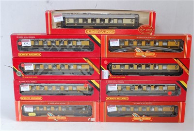 Lot 839 - 9 Hornby second series Pullman Cars 5x R229,...