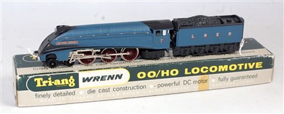 Lot 888 - A Wrenn W2212 LNER blue 'Sir Nigel Gresley'...