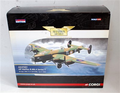 Lot 2567 - A Corgi Aviation Archive 1/72 scale No....