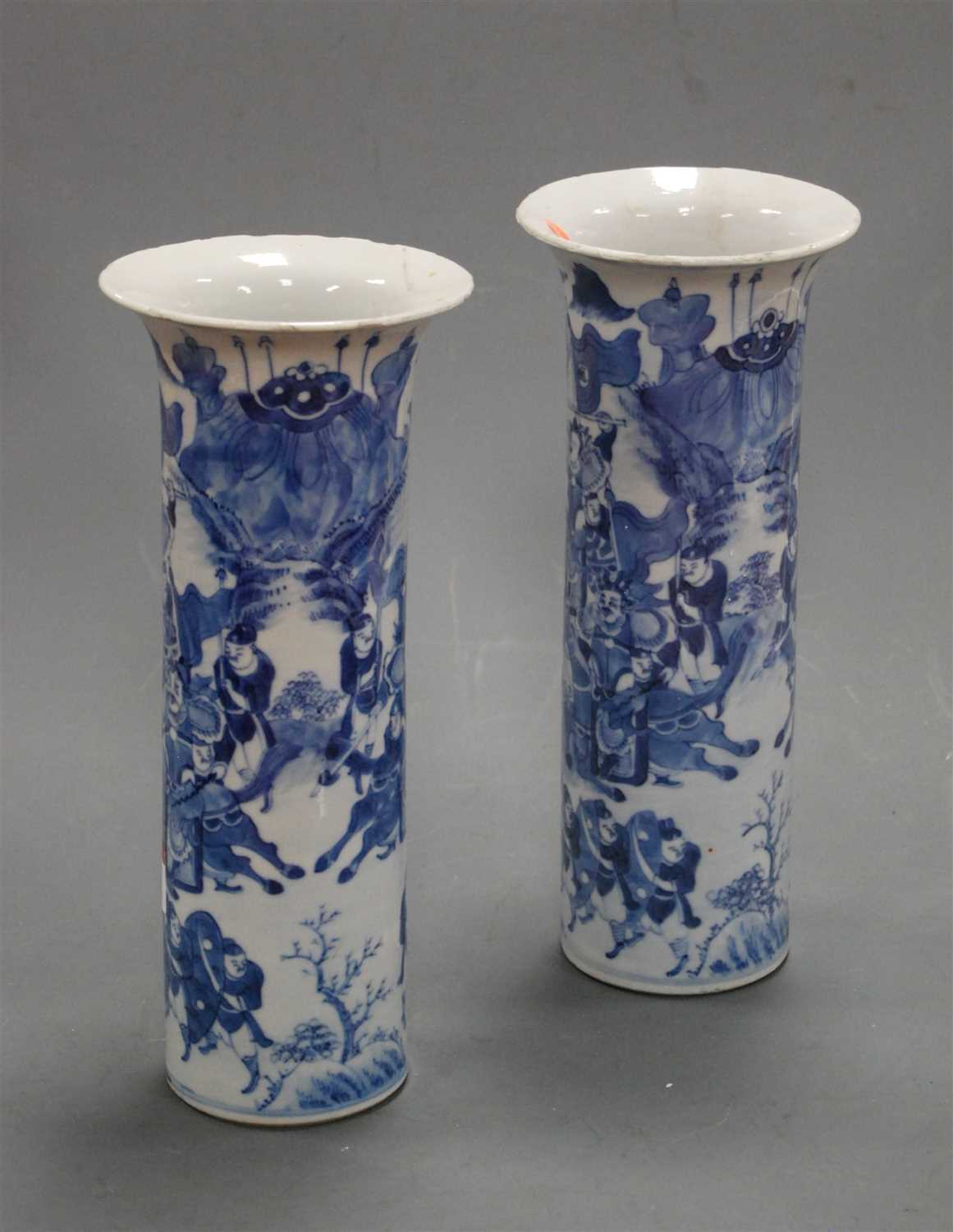 Lot 289 - A pair of Chinese export blue and white beaker...