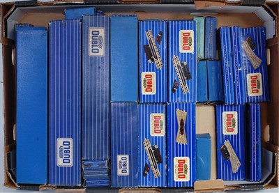 Lot 799 - Boxed Hornby Dublo 3-rail track, all (G-VG-E)...