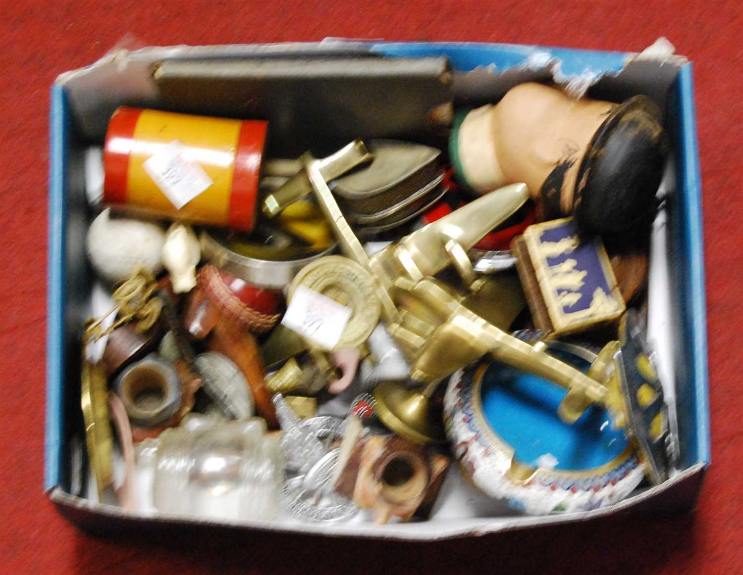 Lot 397 - A box of miscellaneous items, to include...