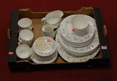 Lot 554 - A Wedgwood 6-place setting part tea and dinner...