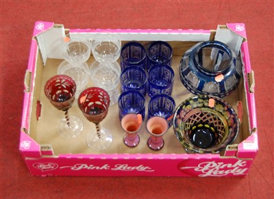 Lot 598 - A box of miscellaneous glassware to include a...