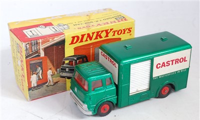 Lot 1966 - A Dinky Toys No. 450 Bedford TK box van...