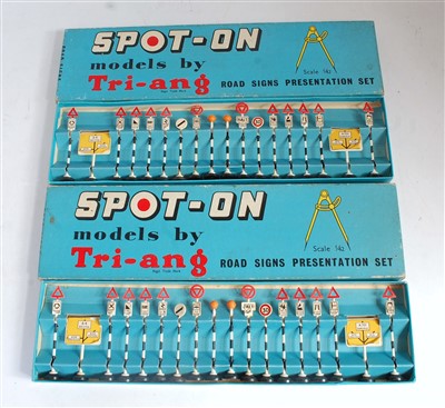 Lot 2598 - Two boxed as issued Spot On 1/42 scale road...