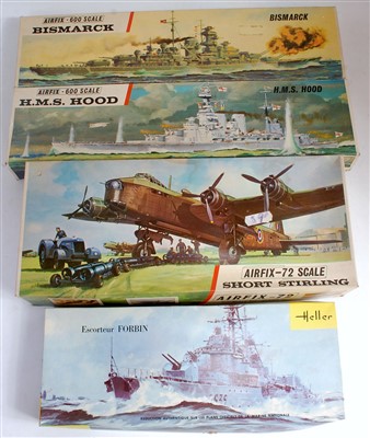 Lot 1519 - Ten various boxed Airfix Frog and Heller mixed...